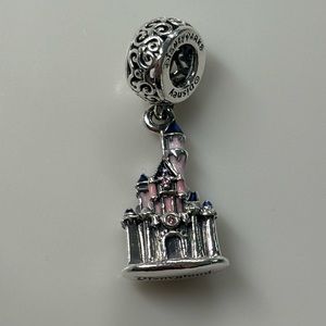 Disneyland Exclusive castle Pandora charm 🏰